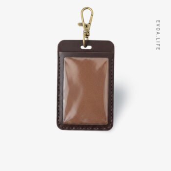 Elevate your professional everyday carry with the ultimate premium leather ID card holder. Designed to pair flawlessly with your favorite lanyard, this isn’t just a basic office accessory—it’s a sophisticated upgrade to your daily routine.